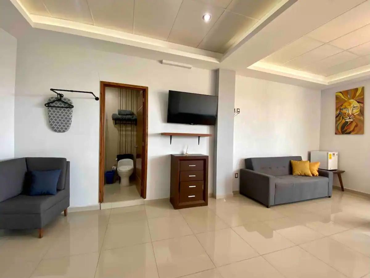Suites La Gloria Alojamiento Independiente Tepatitlan Exterior foto