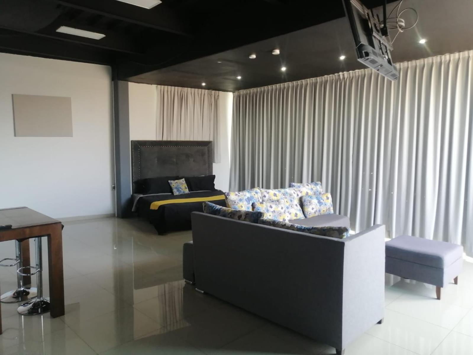Suites La Gloria Alojamiento Independiente Tepatitlan Exterior foto
