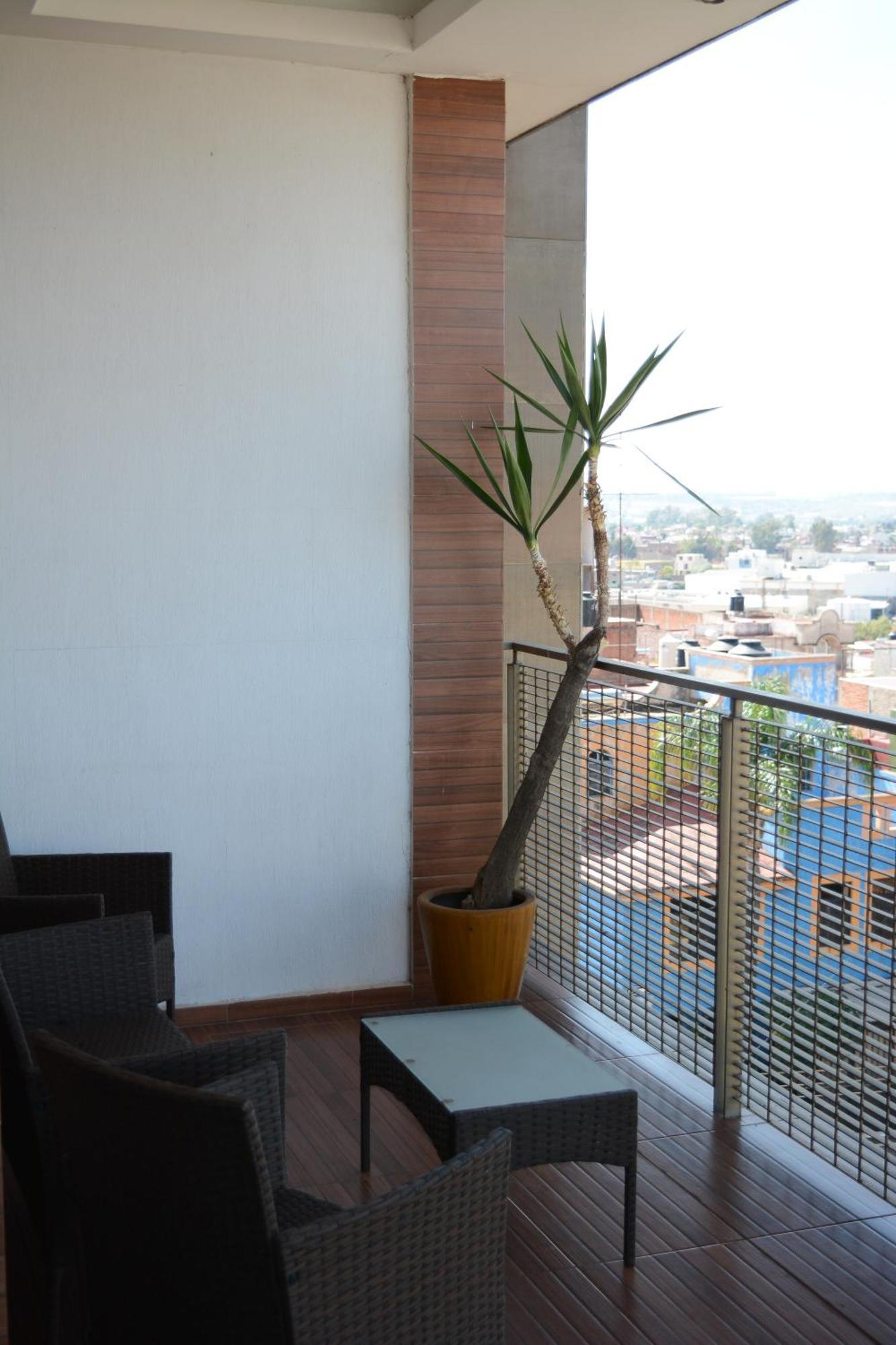Suites La Gloria Alojamiento Independiente Tepatitlan Exterior foto